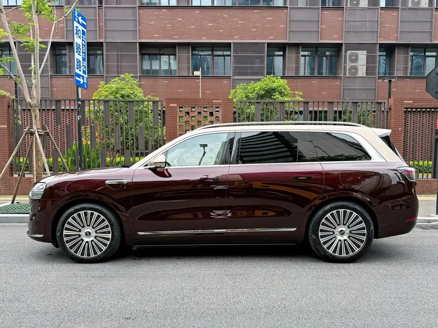 Wenjie M9 2025 Ultra Extended Range Edition (52kWh, 5-seater, 192-line LiDAR) — миниатюра 3