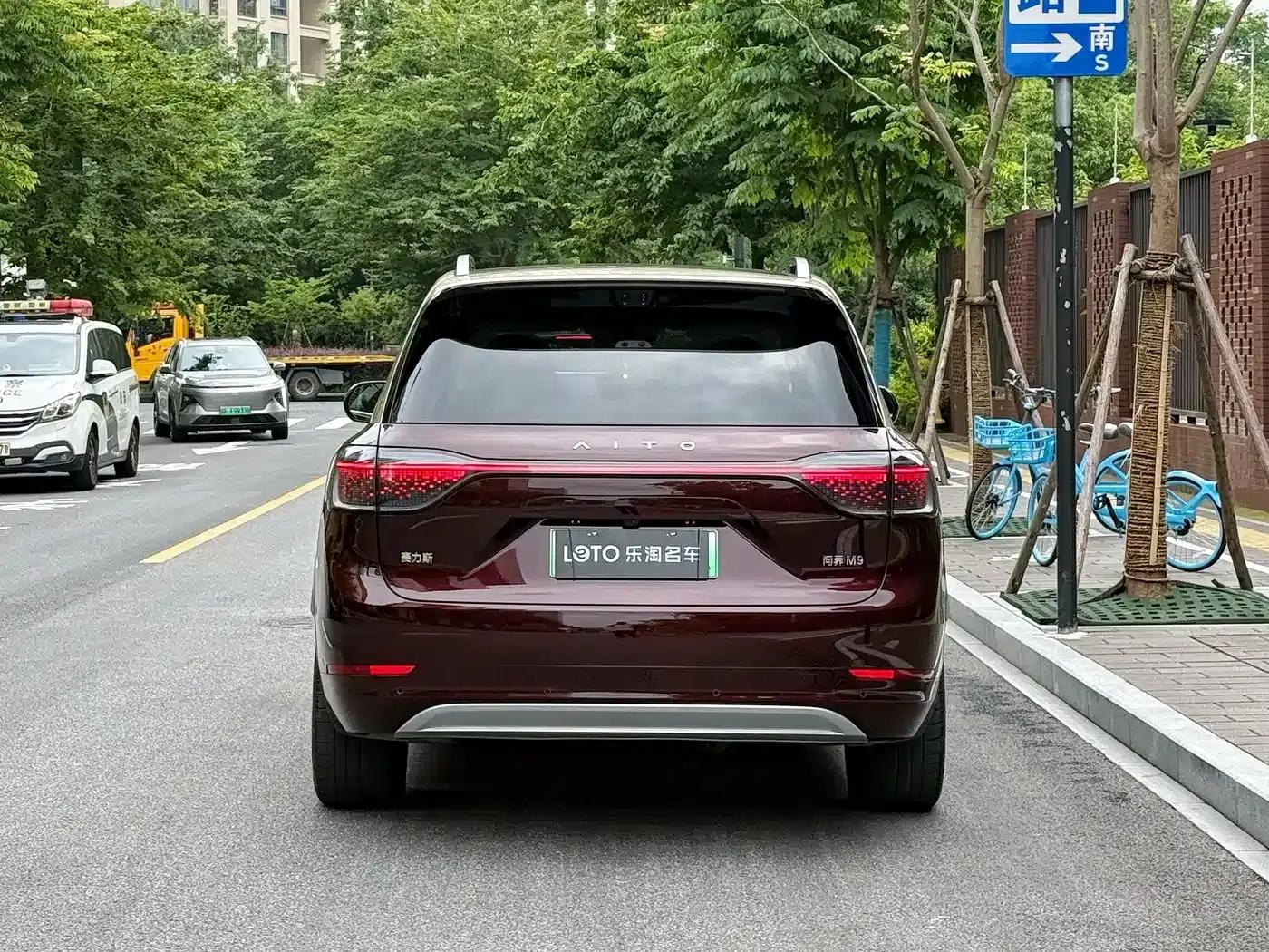 Wenjie M9 2025 Ultra Extended Range Edition (52kWh, 5-seater, 192-line LiDAR) — миниатюра 5