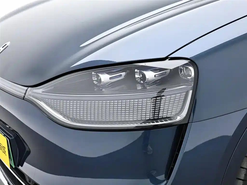 Wenjie M9 2025 Ultra Extended Range Edition 52kWh 6-Seat Version (192-line LiDAR) — миниатюра 18