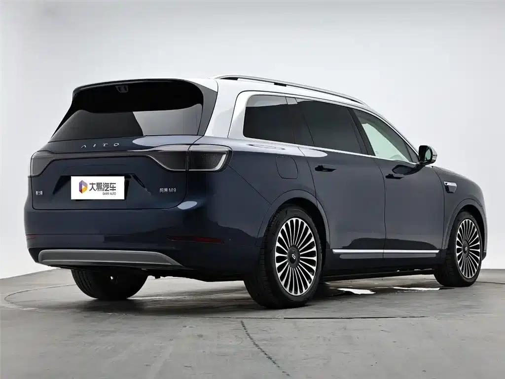 Wenjie M9 2025 Ultra Extended Range Edition 52kWh 6-Seat Version (192-line LiDAR) — миниатюра 3