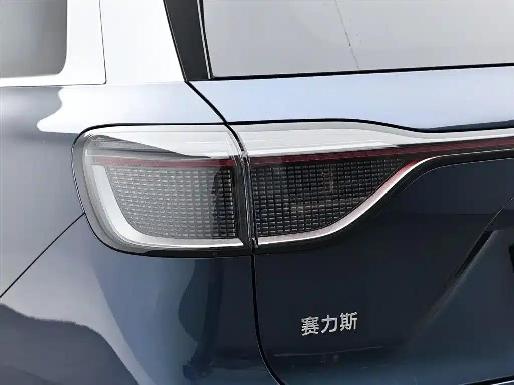Wenjie M9 2025 Ultra Extended Range Edition 52kWh 6-Seat Version (192-line LiDAR) — миниатюра 7