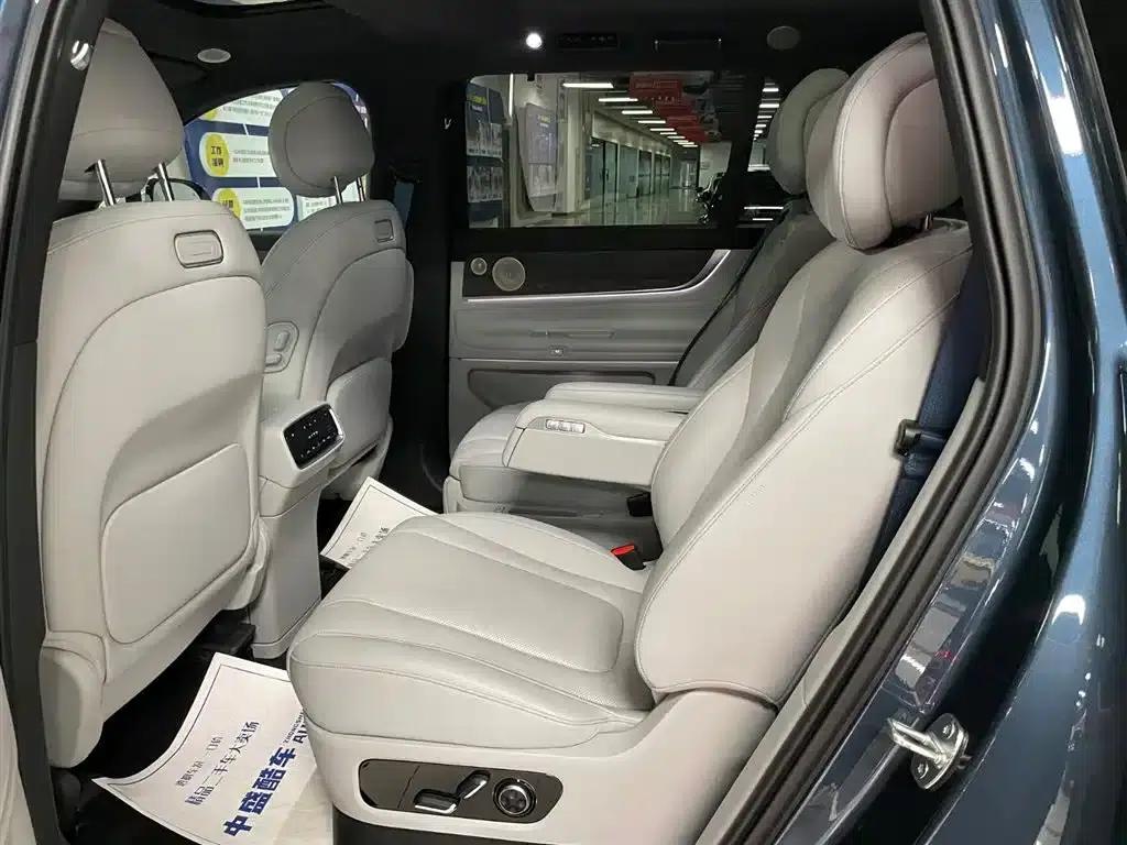 Wenjie M9 2024 Range Extended Ultra Edition 42kWh 6-Seater — миниатюра 12