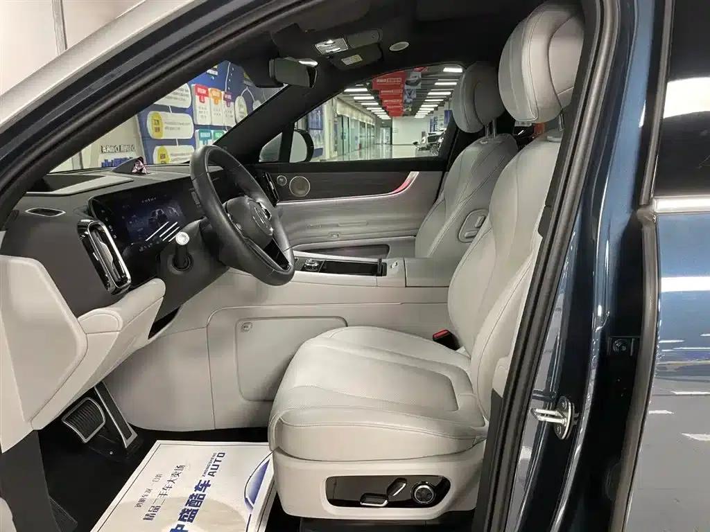 Wenjie M9 2024 Range Extended Ultra Edition 42kWh 6-Seater — миниатюра 9