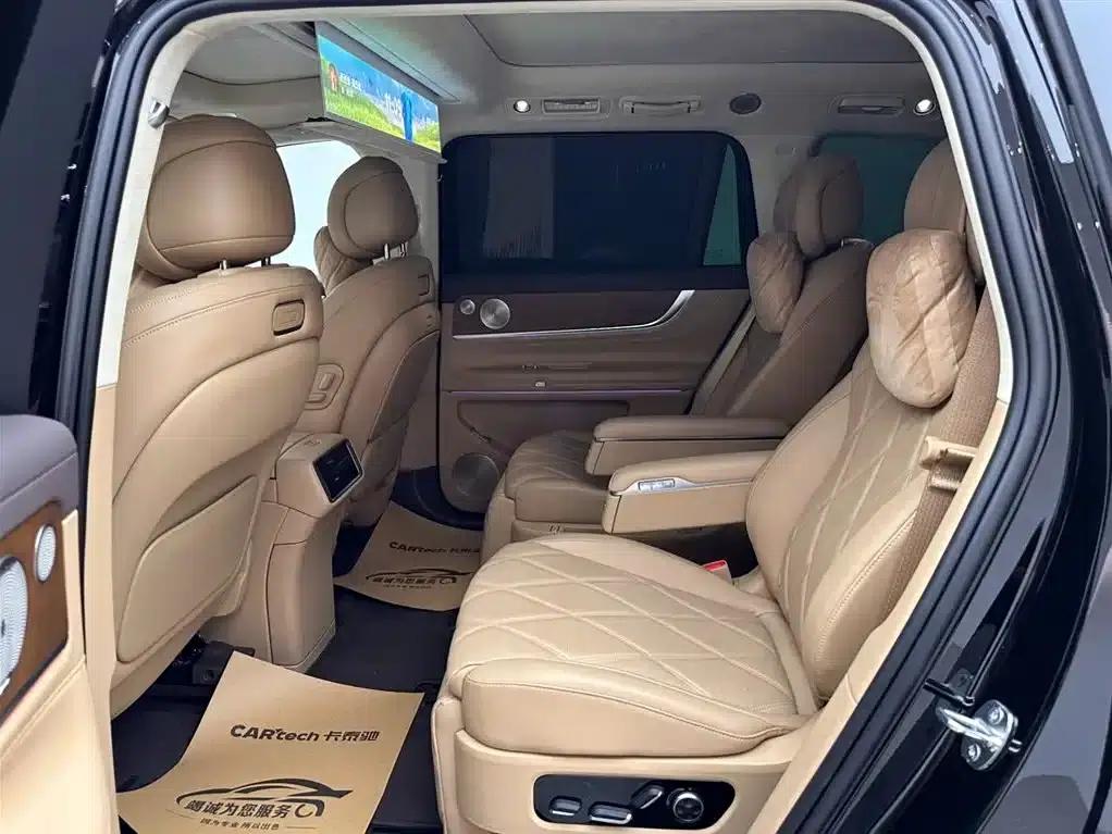 Wenjie M9 2025 Ultra Extended Range Edition (52kWh, 6-seater, 192-line LiDAR) — миниатюра 9