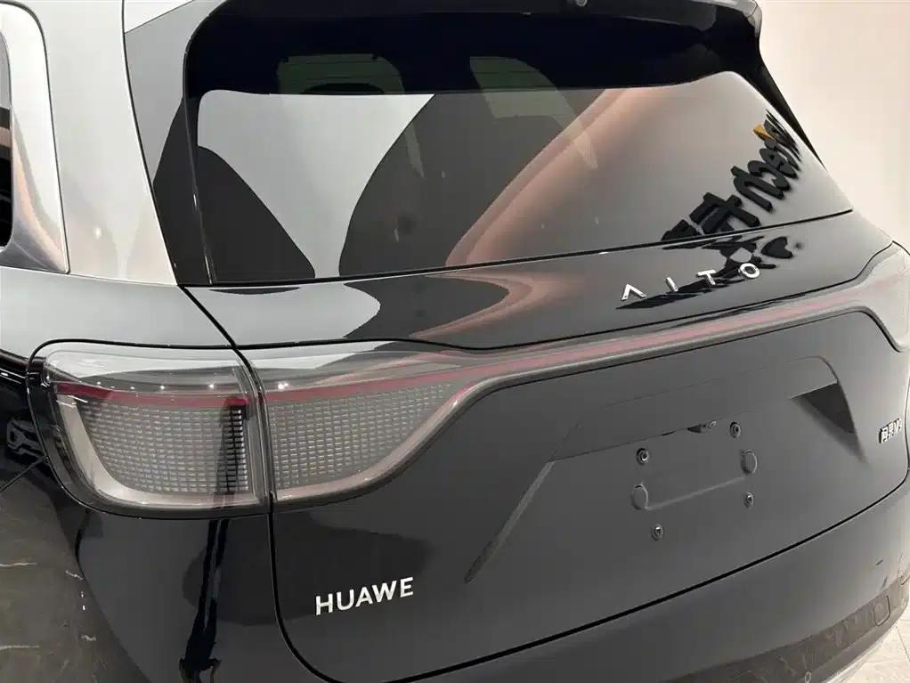 Wenjie M9 2024 Range Extended Max Edition 52kWh 6-Seater — миниатюра 20