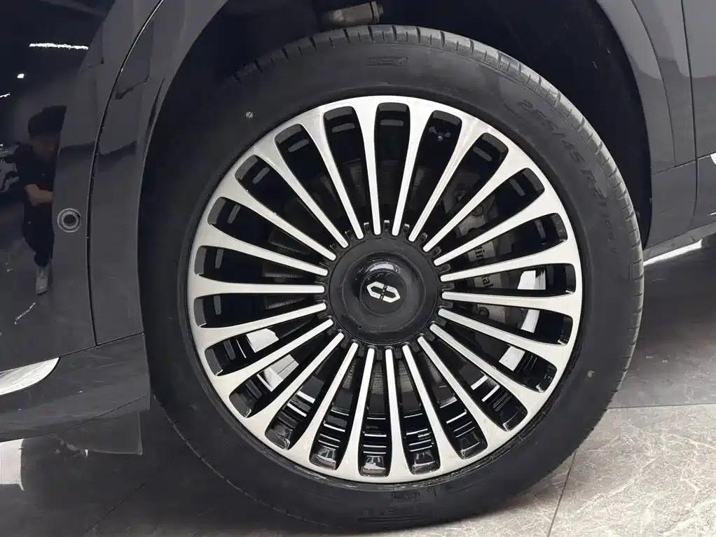 Wenjie M9 2024 Range Extended Max Edition 52kWh 6-Seater — миниатюра 21