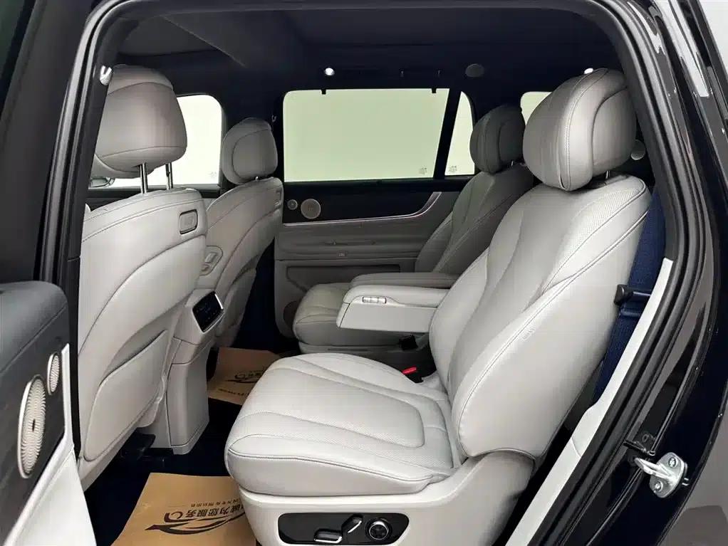 Wenjie M9 2024 Range Extended Max Edition 52kWh 6-Seater — миниатюра 9