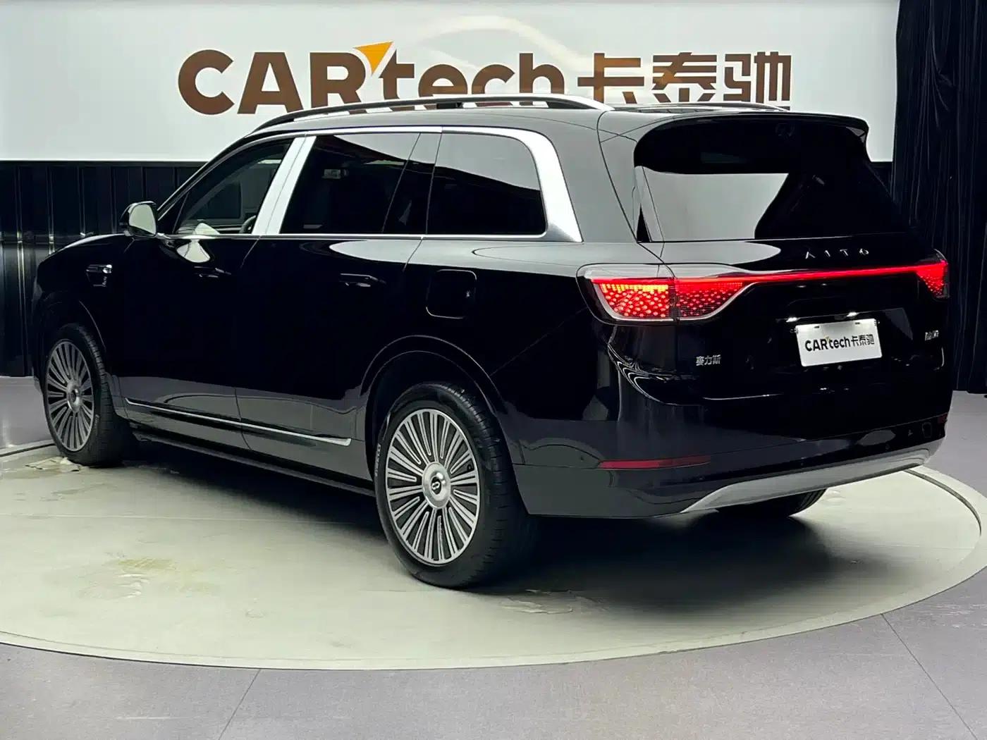 Wenjie M9 2025 Ultra Extended Range Edition (52kWh, 6-seater, 192-line LiDAR) — миниатюра 6