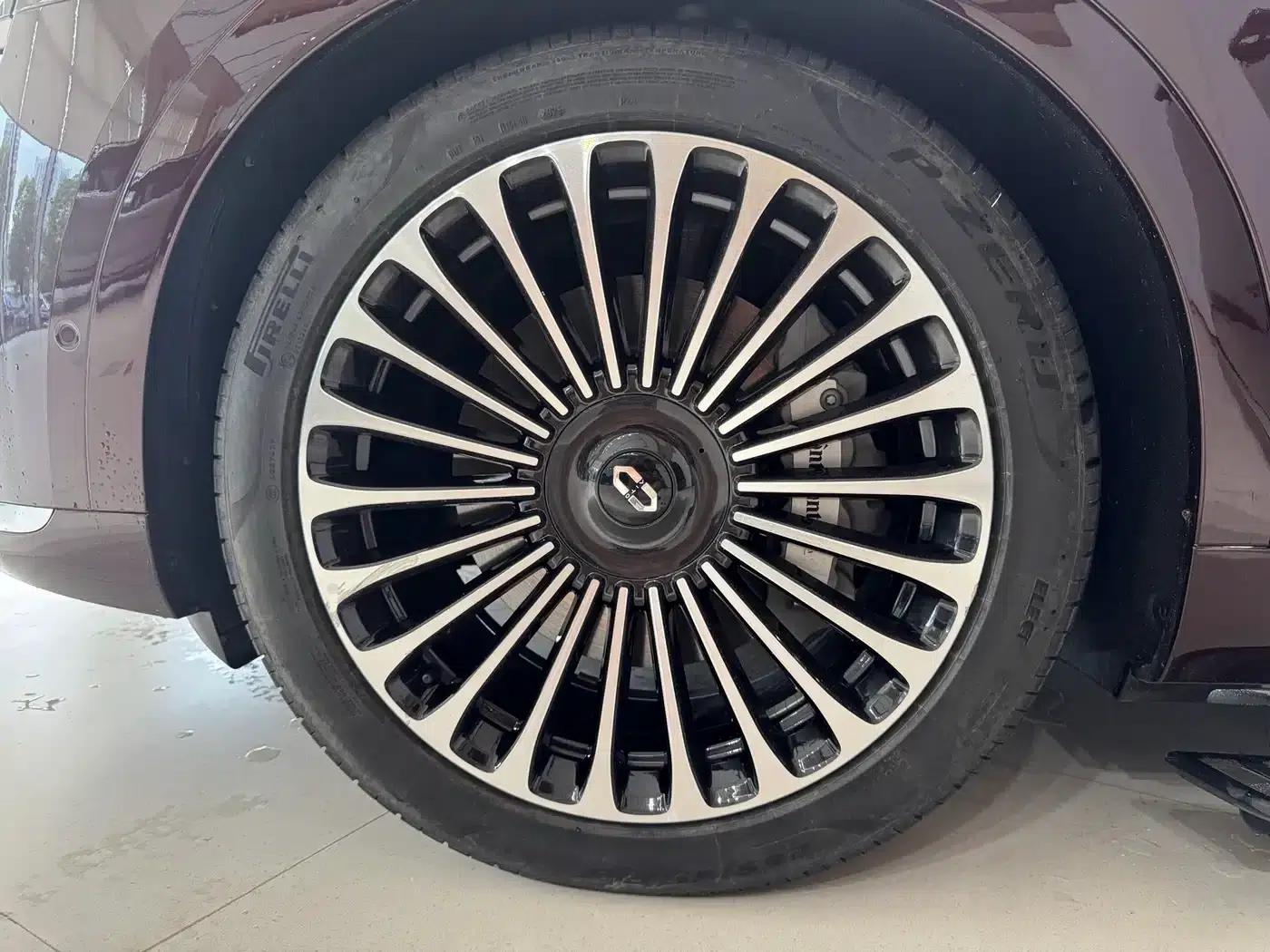 Wenjie M9 2025 Extended Range Ultra Edition 52kWh 5-Seat Version (192-line LiDAR) — миниатюра 21