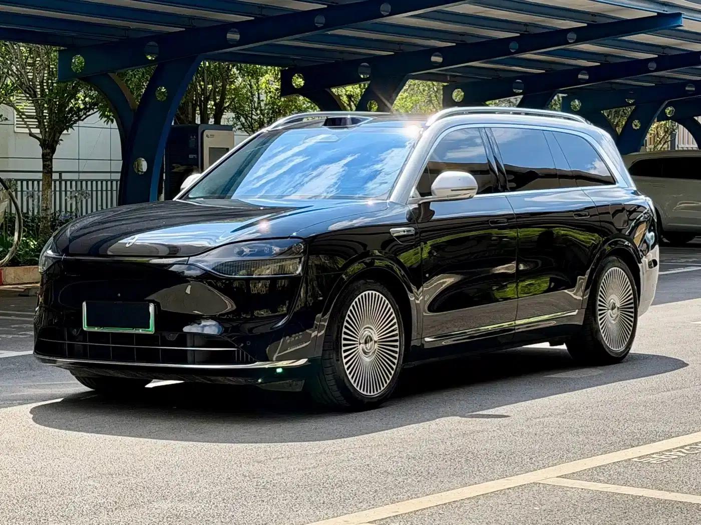 Wenjie M9 2024 Range Extended Ultra Edition 42kWh 6-Seater — миниатюра 1