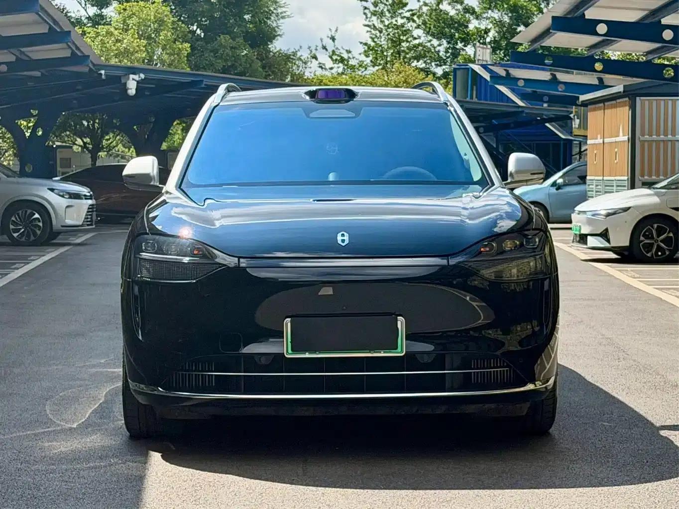 Wenjie M9 2024 Range Extended Ultra Edition 42kWh 6-Seater — миниатюра 2
