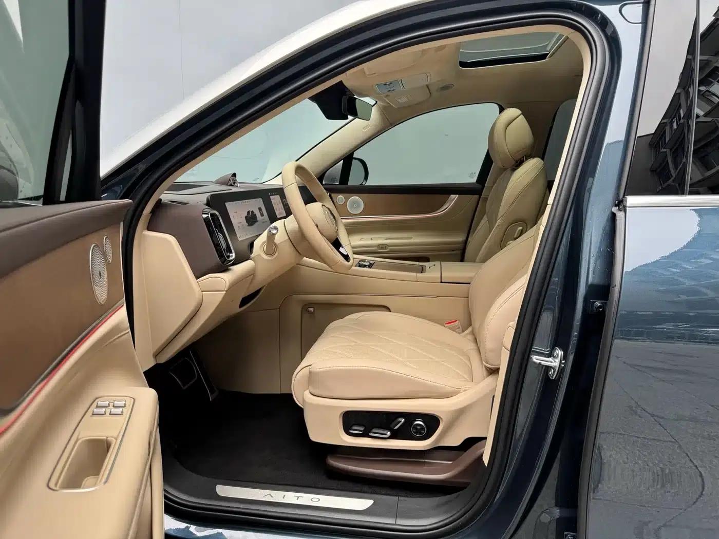 Wenjie M9 2024 Range Extended Ultra Edition 42kWh 6-Seater — миниатюра 8