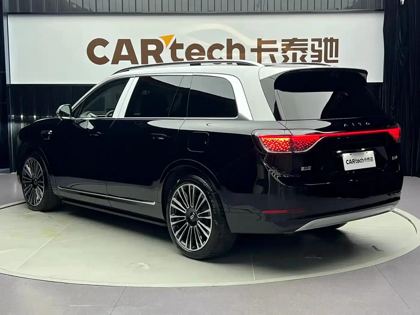 Wenjie M9 2025 Ultra Extended Range Edition (52kWh, 6-seater, 192-line LiDAR) — миниатюра 5