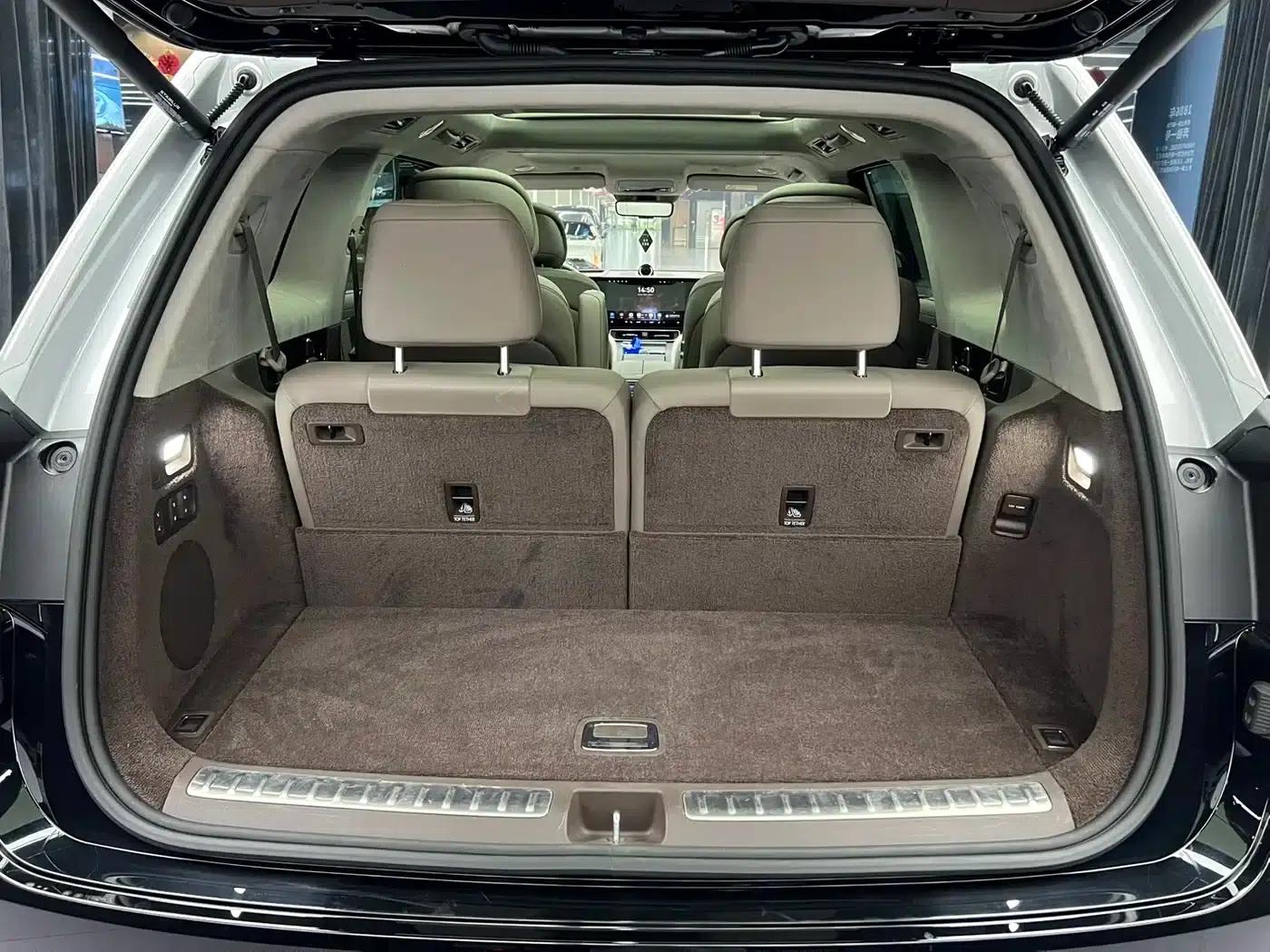 Wenjie M9 2025 Ultra Extended Range Edition (52kWh, 6-seater, 192-line LiDAR) — миниатюра 8