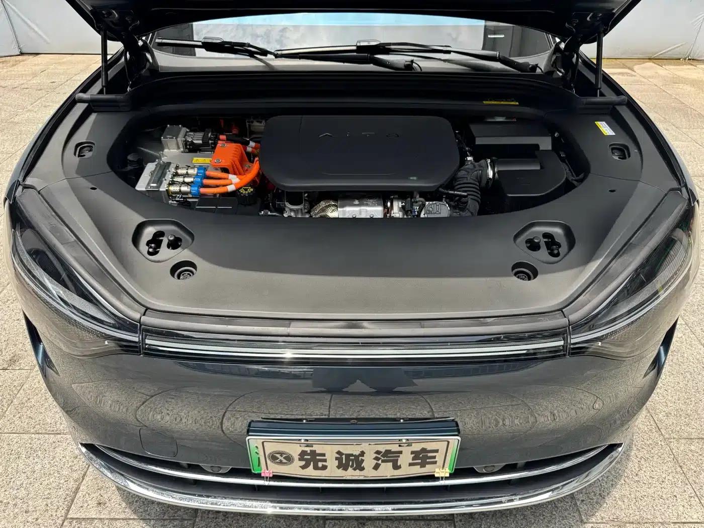 Wenjie M9 2024 Range Extended Ultra Edition 42kWh 6-Seater — миниатюра 18
