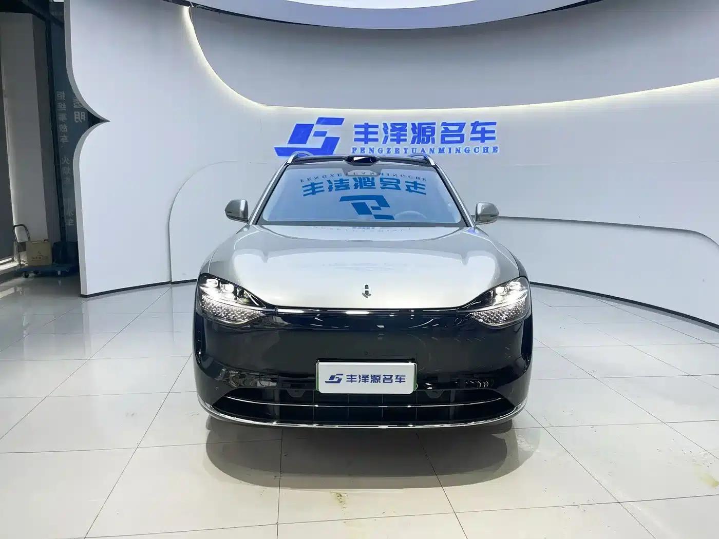 Wenjie M9 2025 Ultra Extended Range Edition 52kWh 6-Seat Version (192-line LiDAR) — миниатюра 2