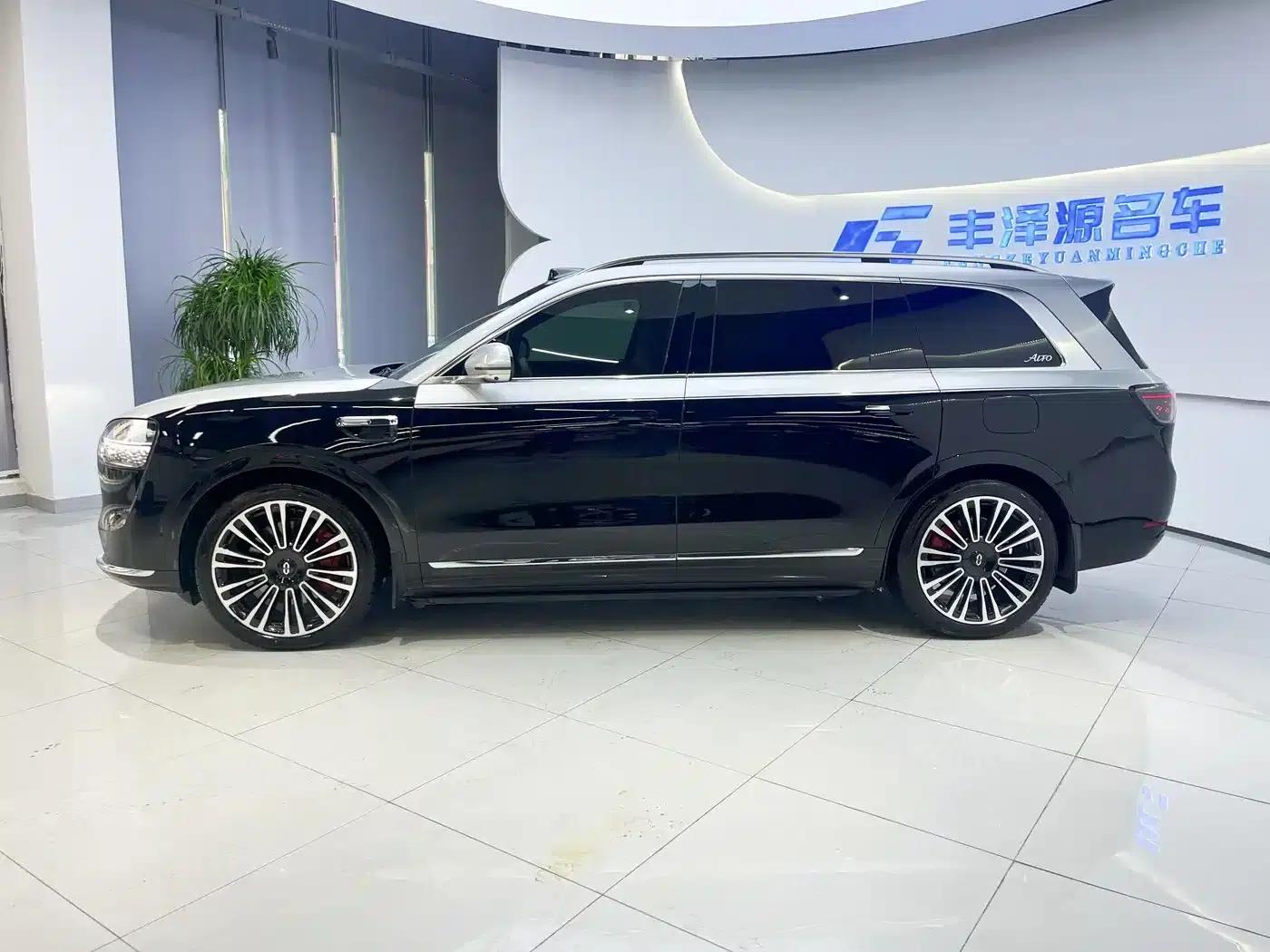 Wenjie M9 2025 Ultra Extended Range Edition 52kWh 6-Seat Version (192-line LiDAR) — миниатюра 4