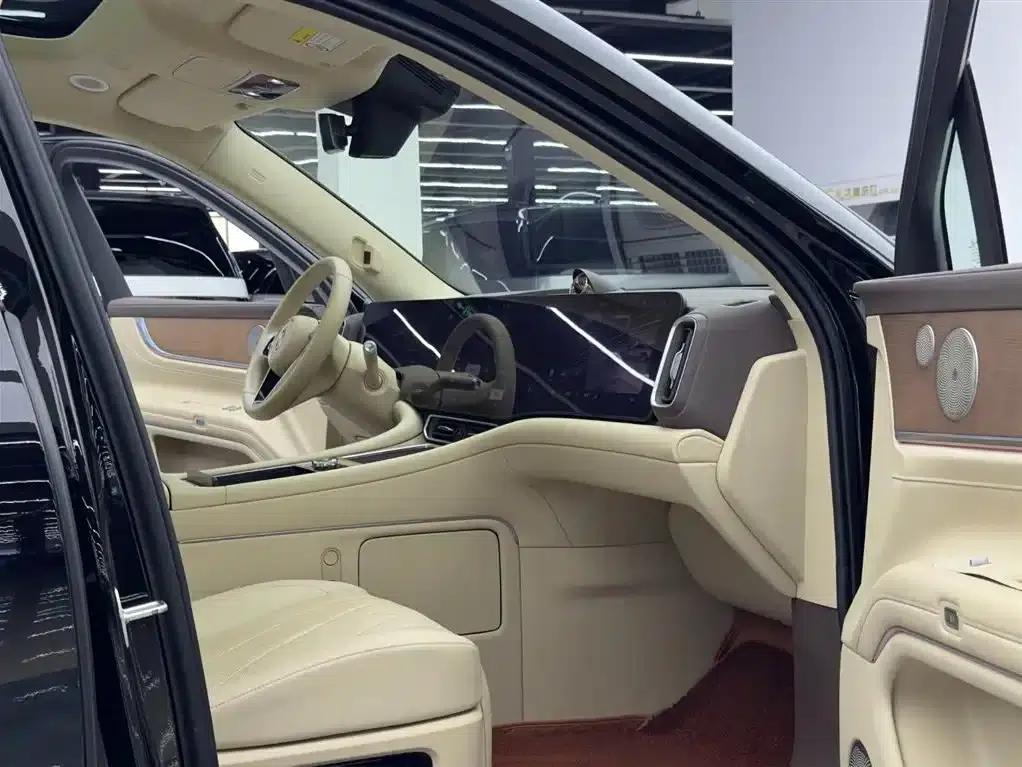 Wenjie M9 2024 Range Extended Max Edition 42kWh 6-Seater — миниатюра 10