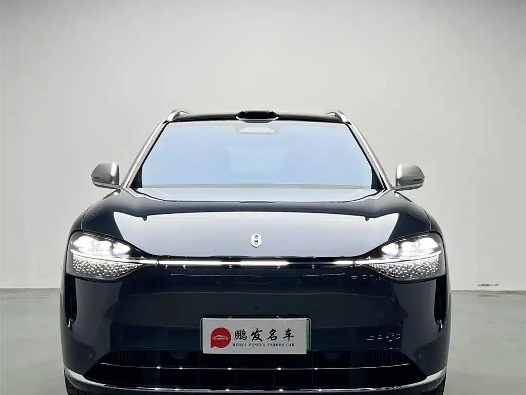 Wenjie M9 2024 Range Extended Max Edition 42kWh 6-Seater — миниатюра 2