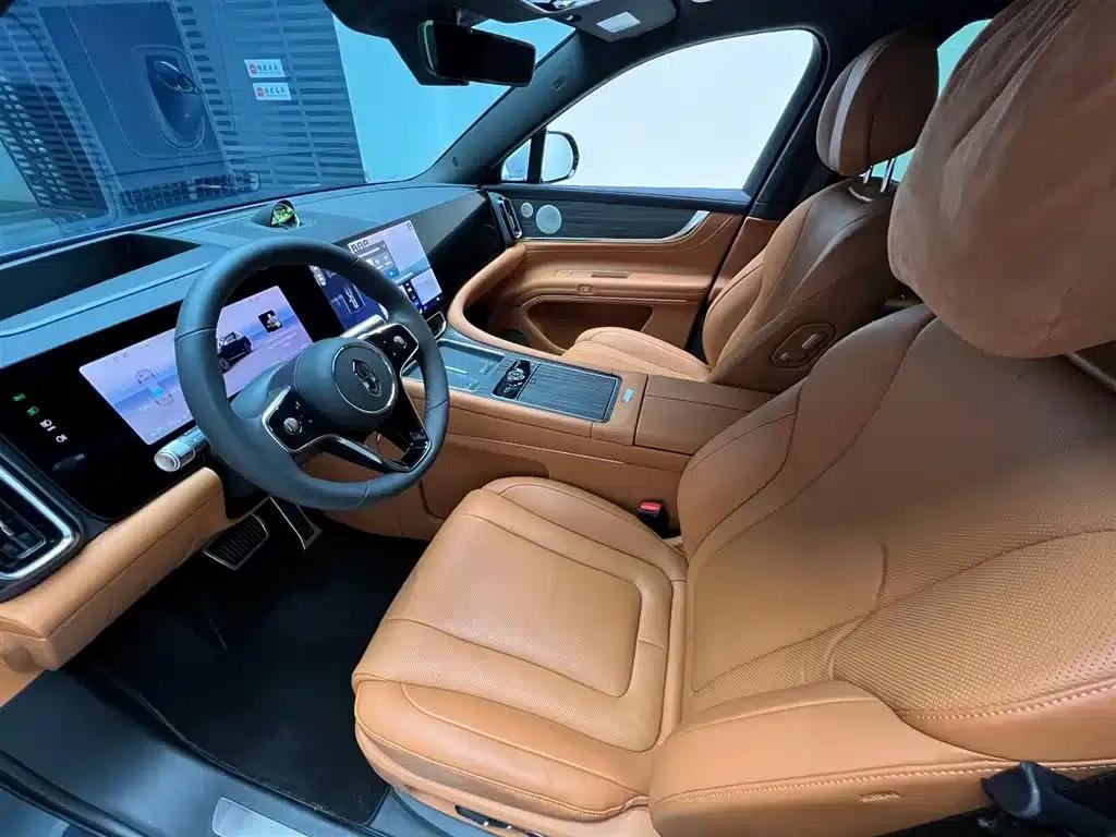 Wenjie M9 2024 Range Extended Max Edition 42kWh 6-Seater — миниатюра 3