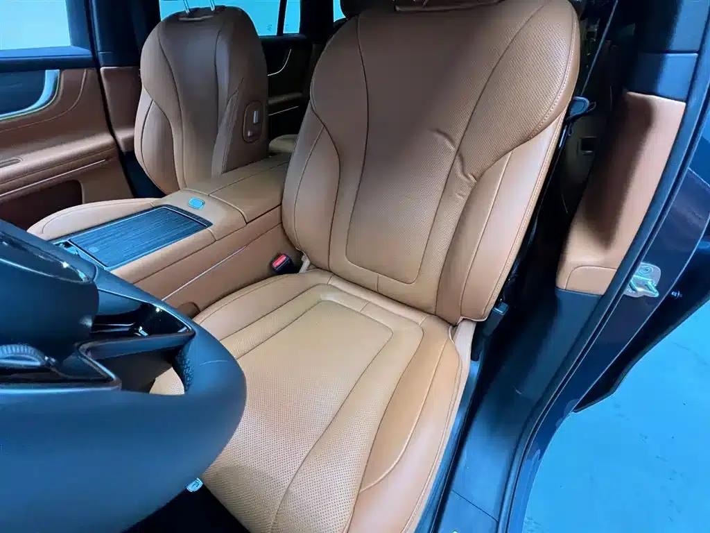 Wenjie M9 2024 Range Extended Max Edition 42kWh 6-Seater — миниатюра 4