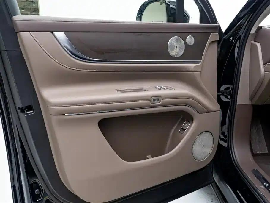 Wenjie M9 2025 Ultra Extended Range Edition 52kWh 6-Seat Version (192-line LiDAR) — миниатюра 14