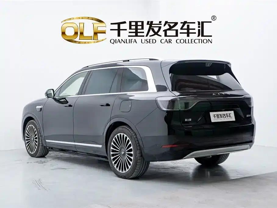 Wenjie M9 2025 Ultra Extended Range Edition 52kWh 6-Seat Version (192-line LiDAR) — миниатюра 4