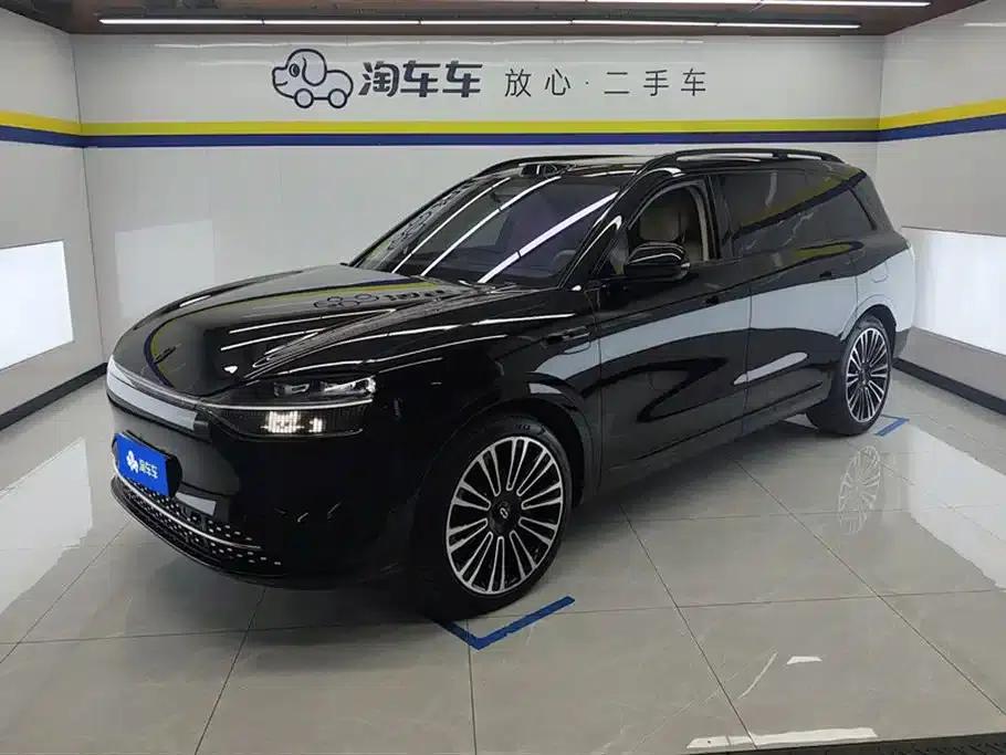 Wenjie M9 2024 Range Extended Ultra Edition 52kWh 6-Seater — миниатюра 1