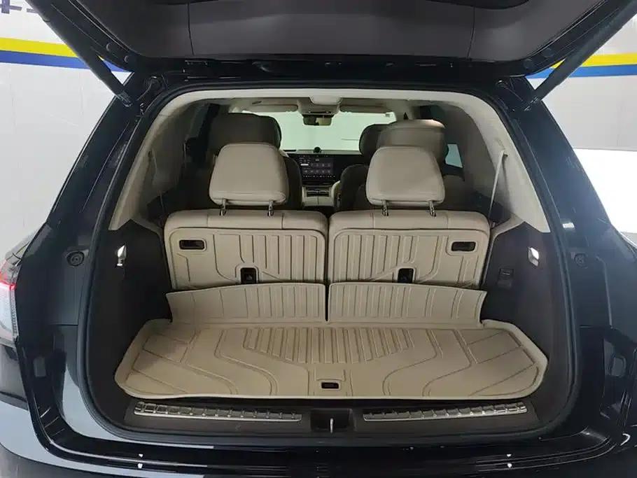 Wenjie M9 2024 Range Extended Ultra Edition 52kWh 6-Seater — миниатюра 4