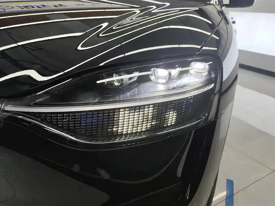 Wenjie M9 2024 Range Extended Ultra Edition 52kWh 6-Seater — миниатюра 5