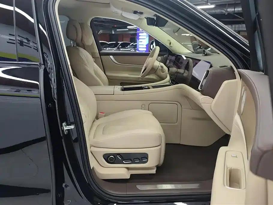 Wenjie M9 2024 Range Extended Ultra Edition 52kWh 6-Seater — миниатюра 8