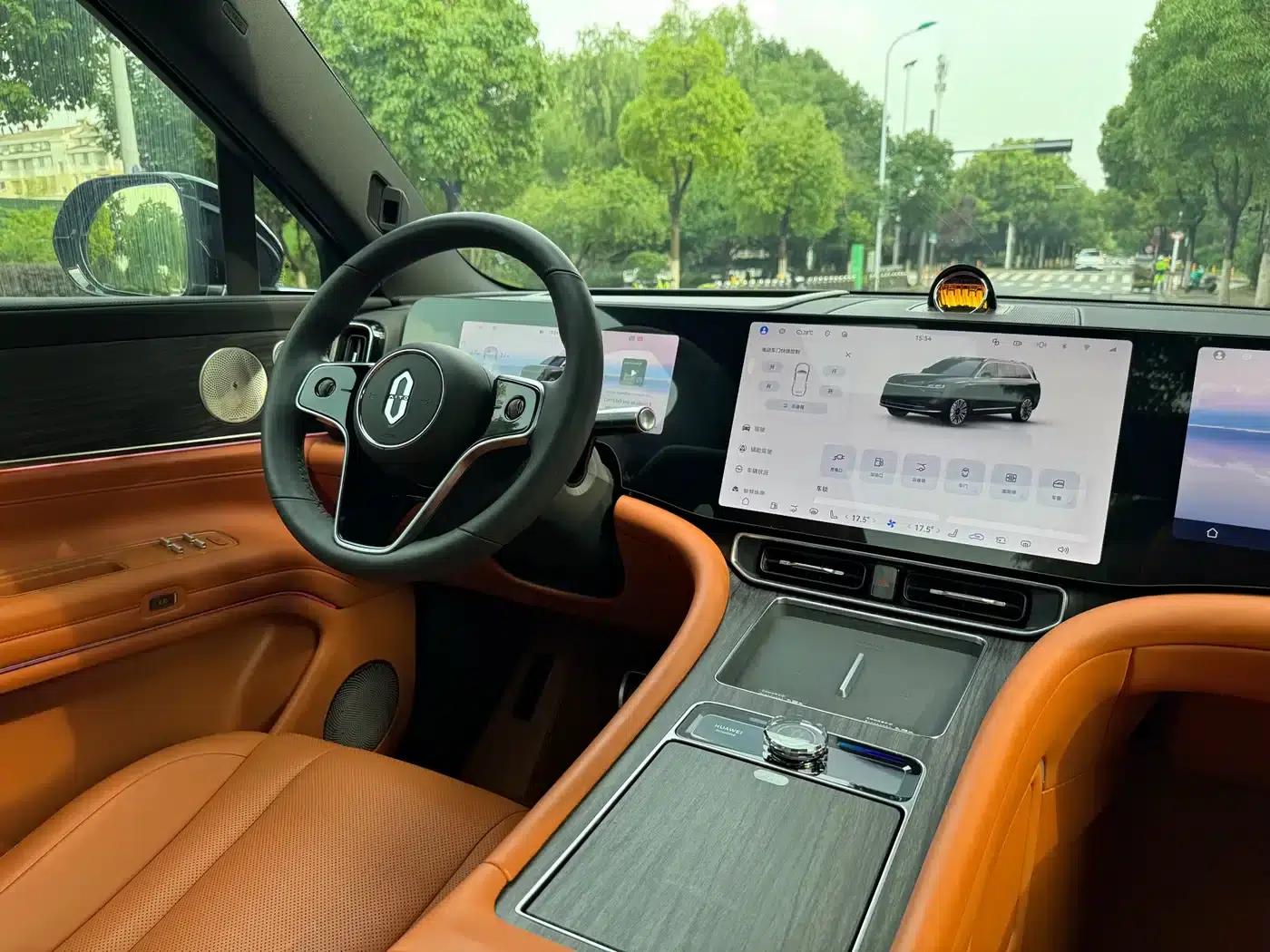 Wenjie M9 2024 Range Extended Ultra Edition 52kWh 6-Seater — миниатюра 13