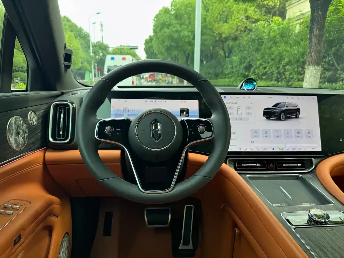 Wenjie M9 2024 Range Extended Ultra Edition 52kWh 6-Seater — миниатюра 14