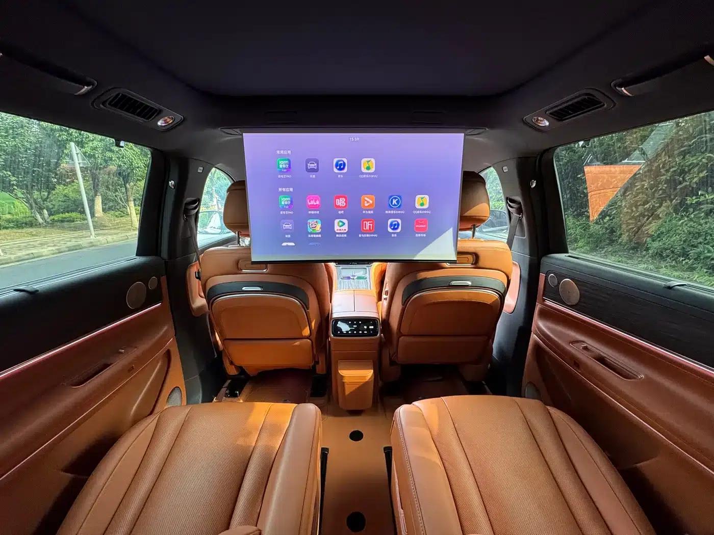 Wenjie M9 2024 Range Extended Ultra Edition 52kWh 6-Seater — миниатюра 17