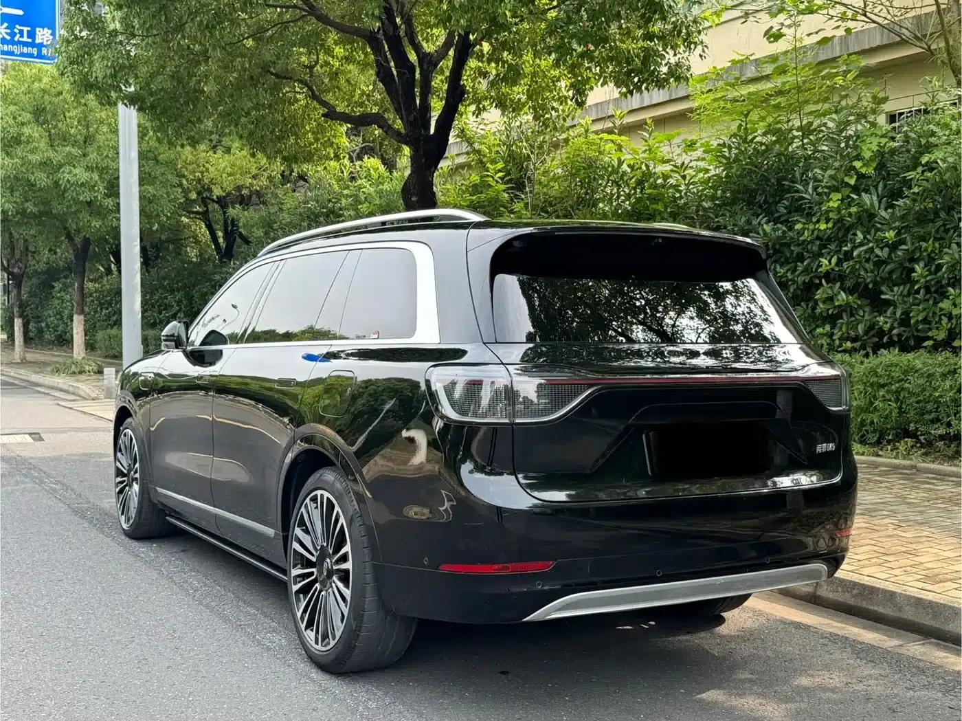 Wenjie M9 2024 Range Extended Ultra Edition 52kWh 6-Seater — миниатюра 4