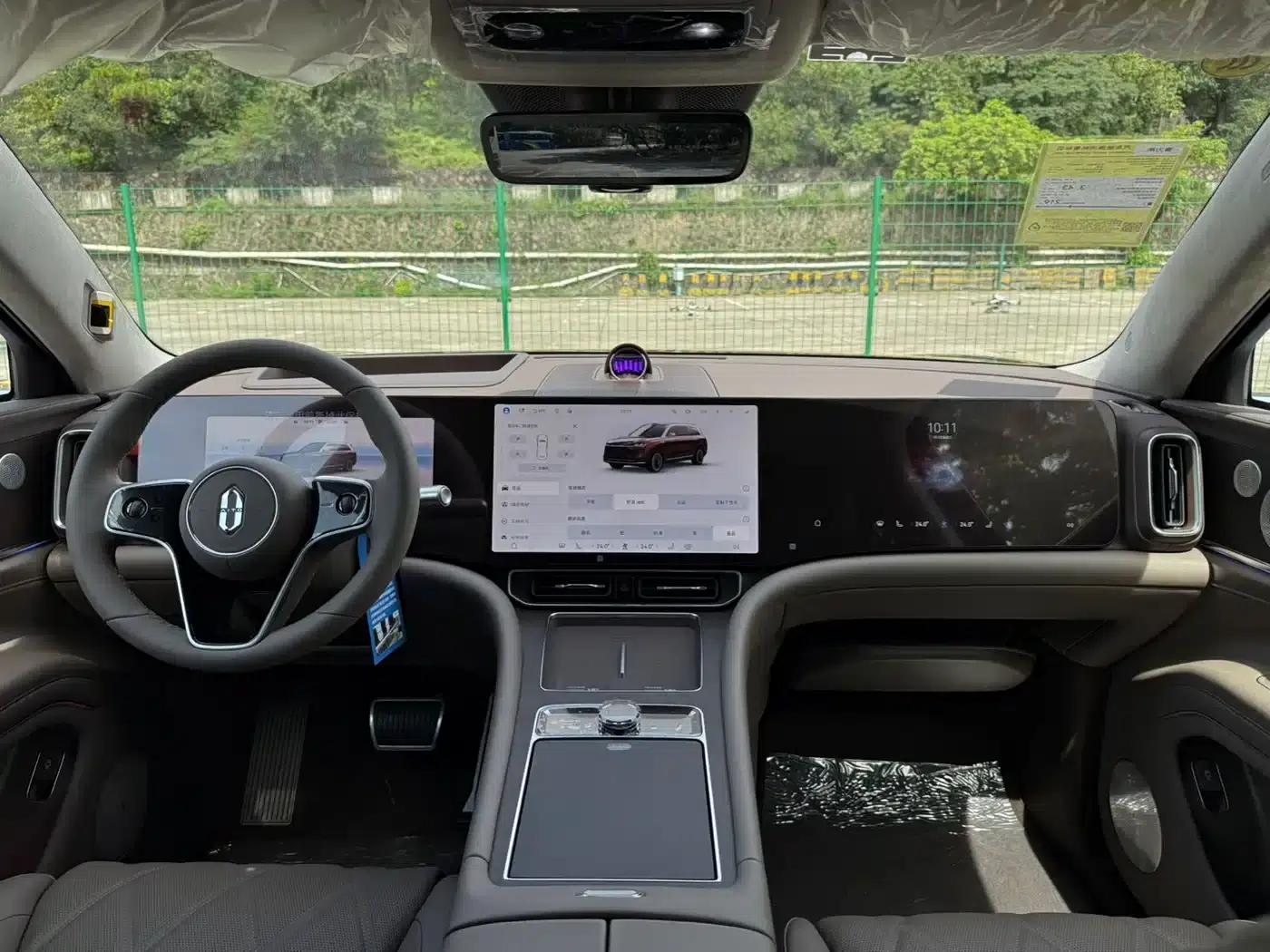 Wenjie M9 2025 Ultra Extended Range Edition 52kWh 6-Seat Version (192-line LiDAR) — миниатюра 4