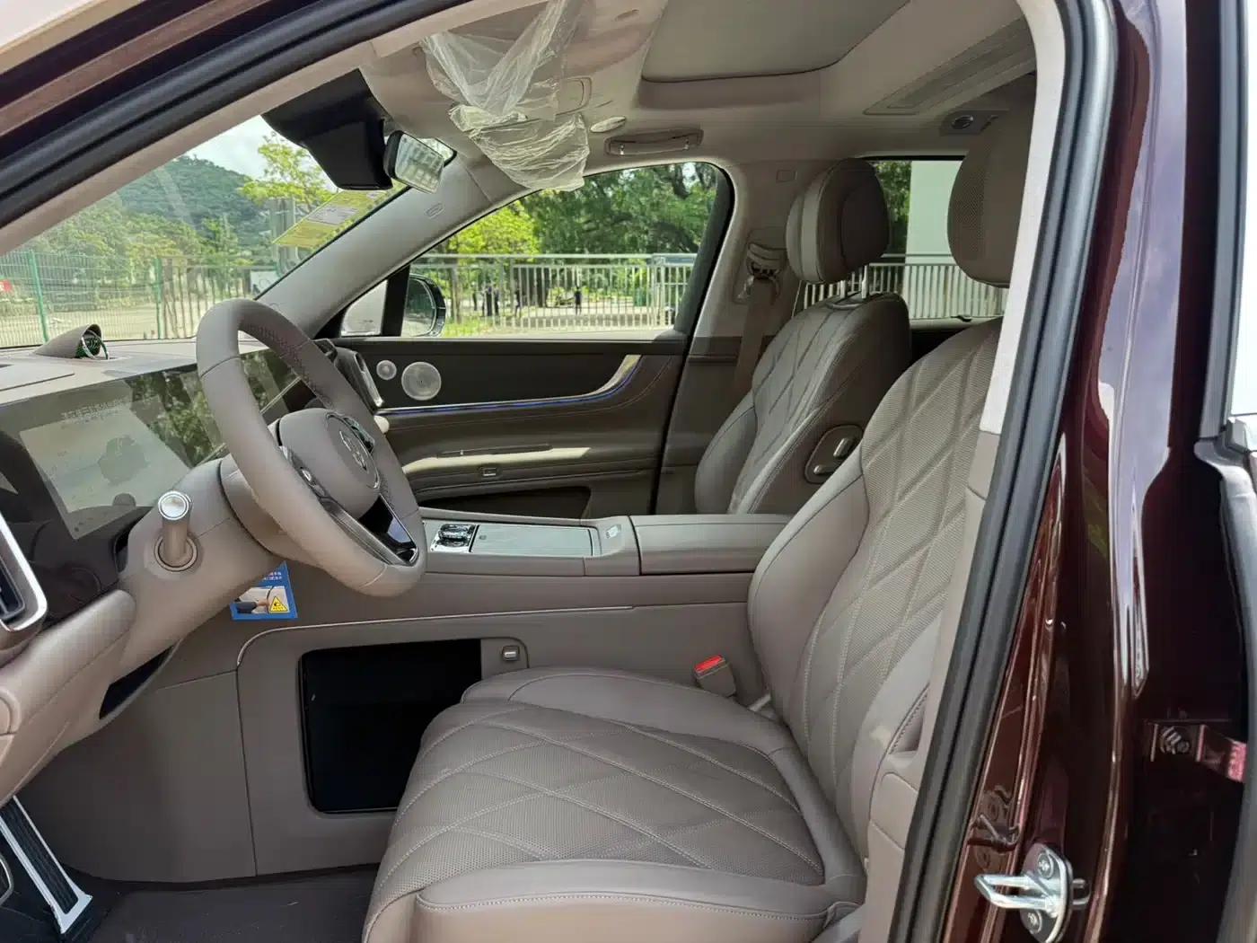 Wenjie M9 2025 Ultra Extended Range Edition 52kWh 6-Seat Version (192-line LiDAR) — миниатюра 6