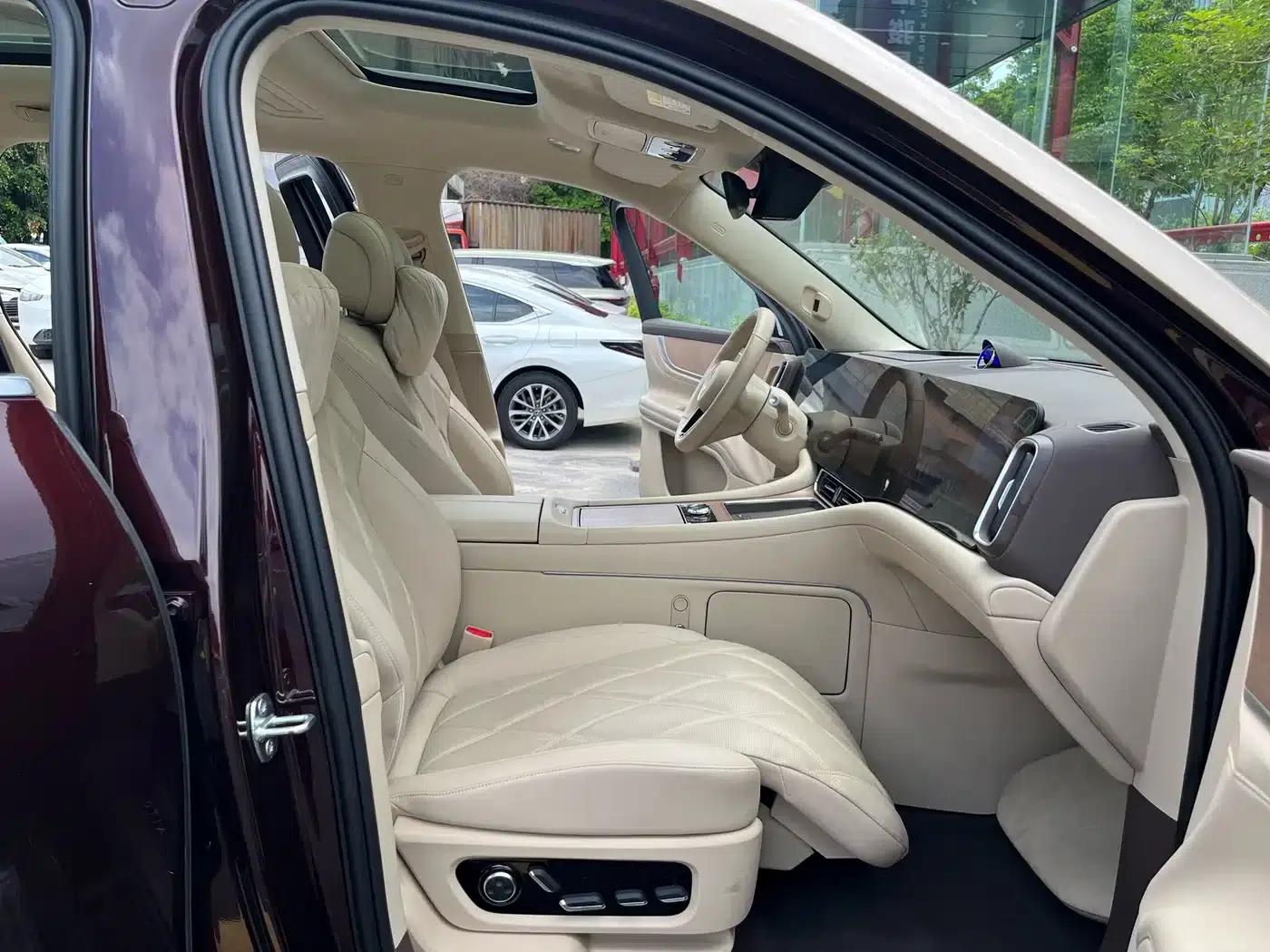 Wenjie M9 2025 Ultra Extended Range Edition 52kWh 6-Seat Version (192-line LiDAR) — миниатюра 13