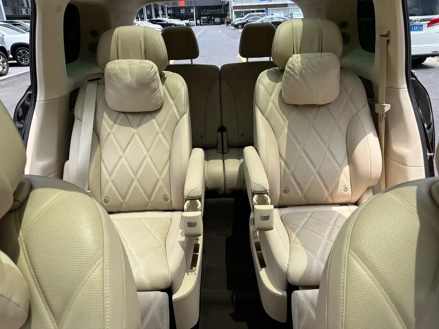Wenjie M9 2025 Ultra Extended Range Edition 52kWh 6-Seat Version (192-line LiDAR) — миниатюра 14