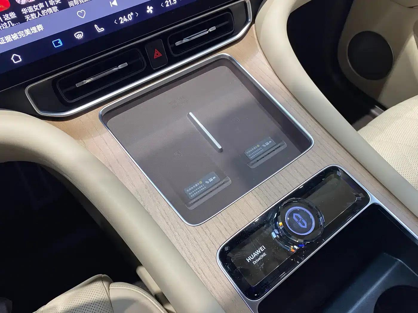 Wenjie M9 2024 Range Extended Ultra Edition 42kWh 6-Seater — миниатюра 11