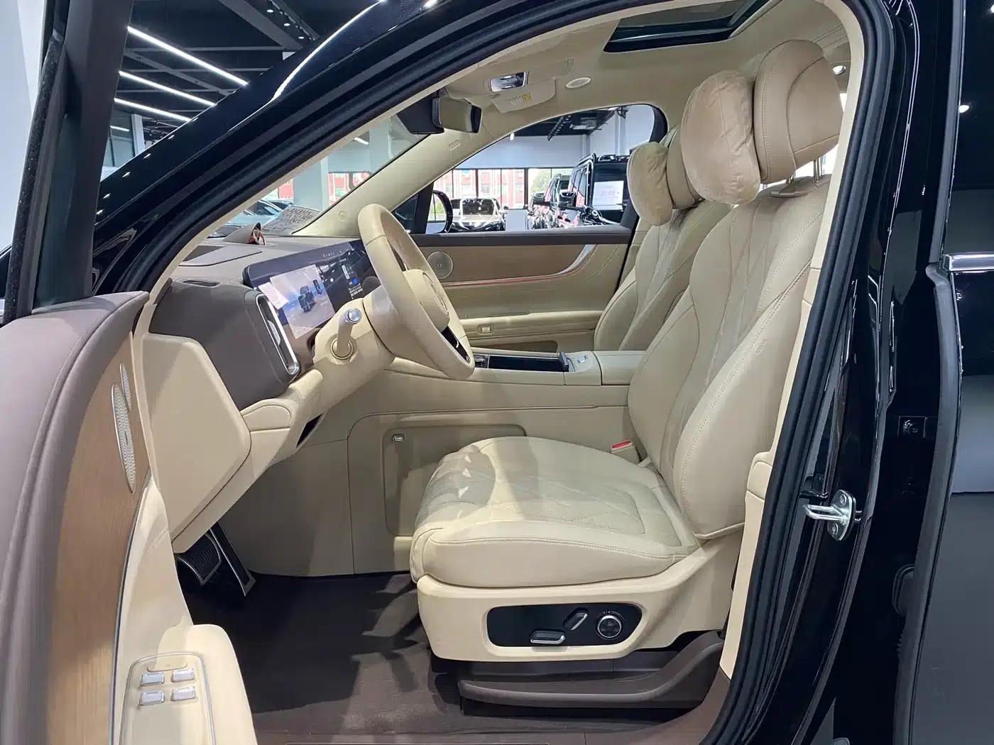 Wenjie M9 2024 Range Extended Ultra Edition 42kWh 6-Seater — миниатюра 12