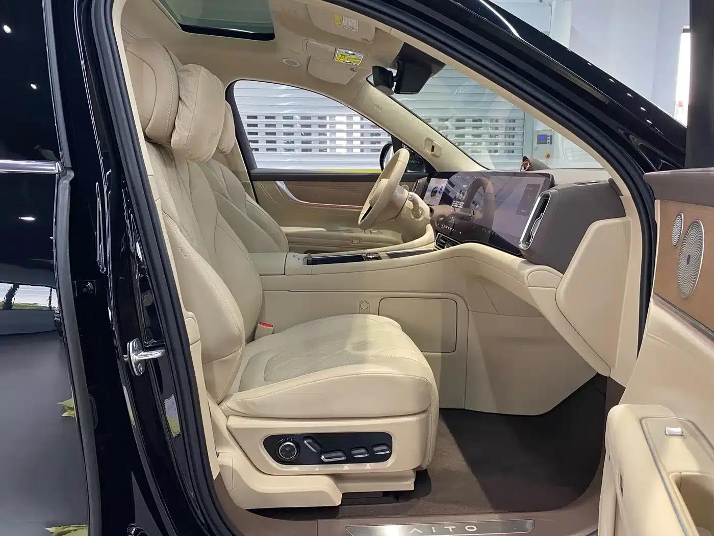 Wenjie M9 2024 Range Extended Ultra Edition 42kWh 6-Seater — миниатюра 13