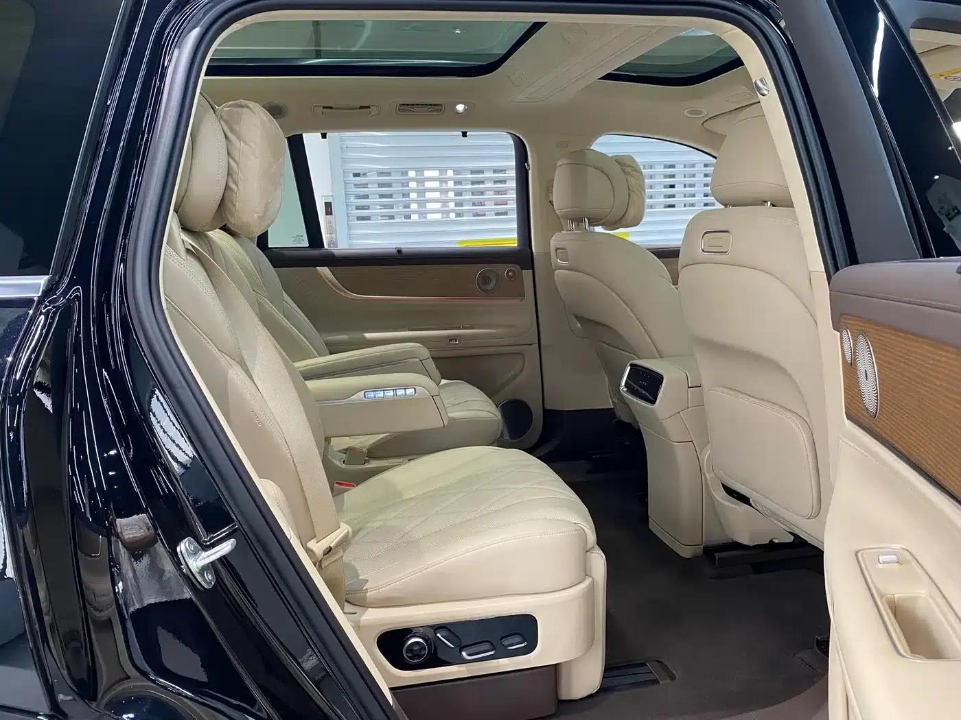 Wenjie M9 2024 Range Extended Ultra Edition 42kWh 6-Seater — миниатюра 14
