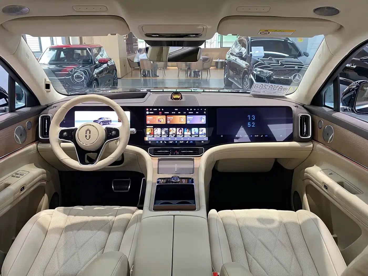 Wenjie M9 2024 Range Extended Ultra Edition 42kWh 6-Seater — миниатюра 6