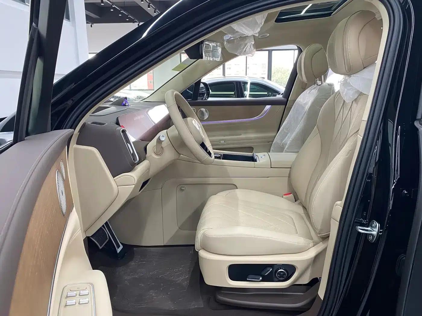 Wenjie M9 2024 Range Extended Ultra Edition 42kWh 6-Seater — миниатюра 11
