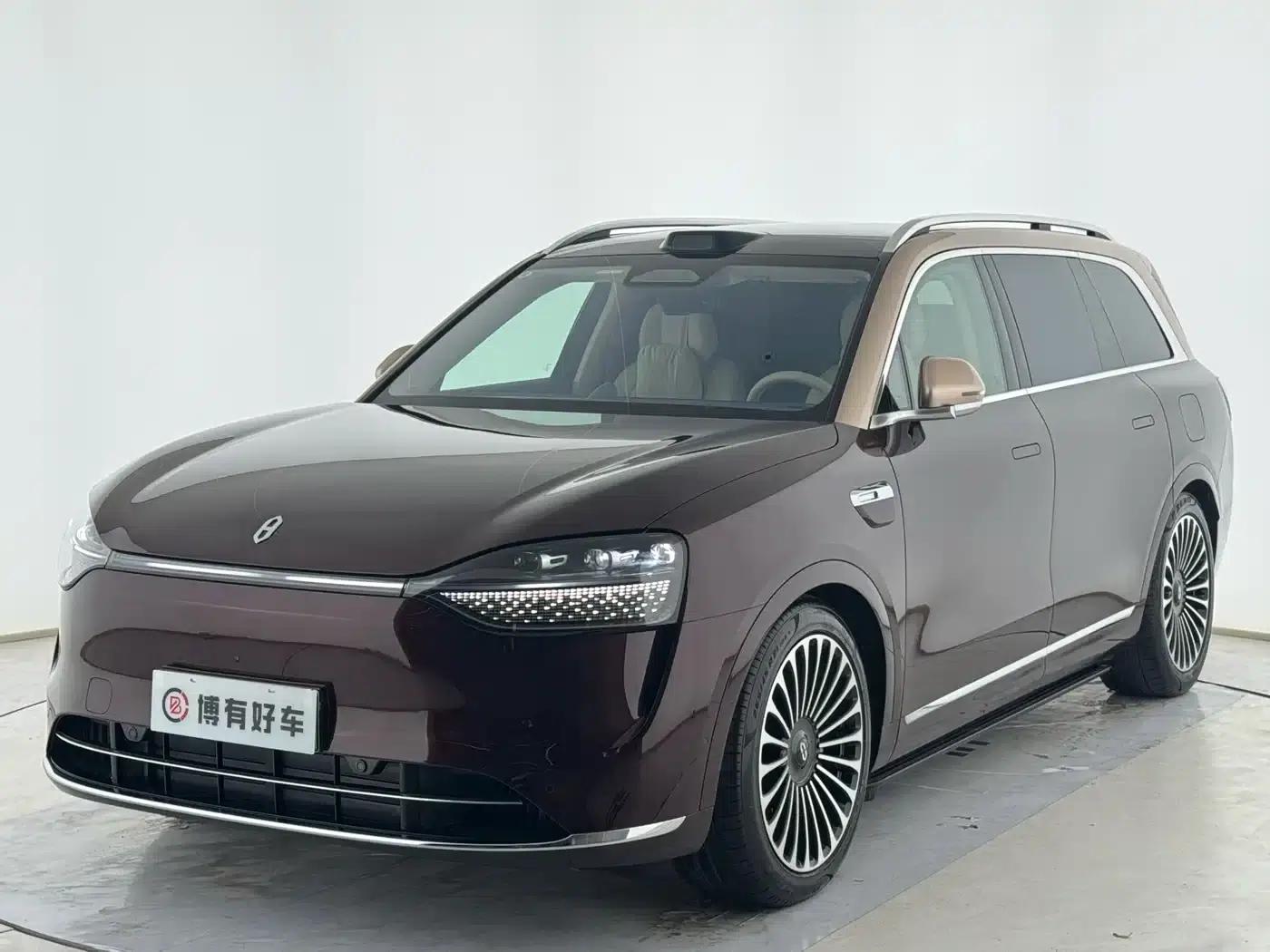 Wenjie M9 2025 Ultra Extended Range Edition (52kWh, 6-seater, 192-line LiDAR) — миниатюра 1