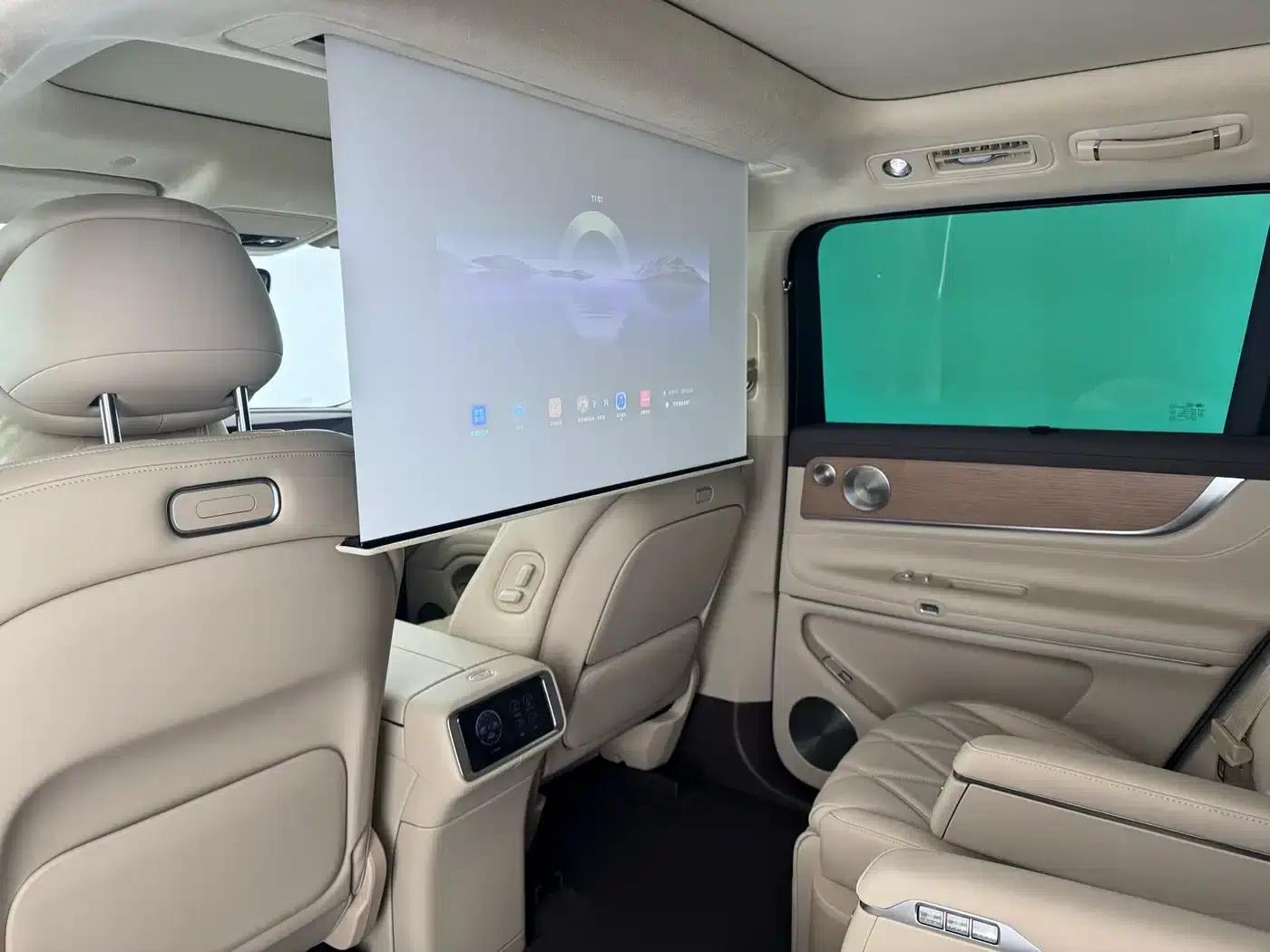 Wenjie M9 2025 Ultra Extended Range Edition (52kWh, 6-seater, 192-line LiDAR) — миниатюра 12