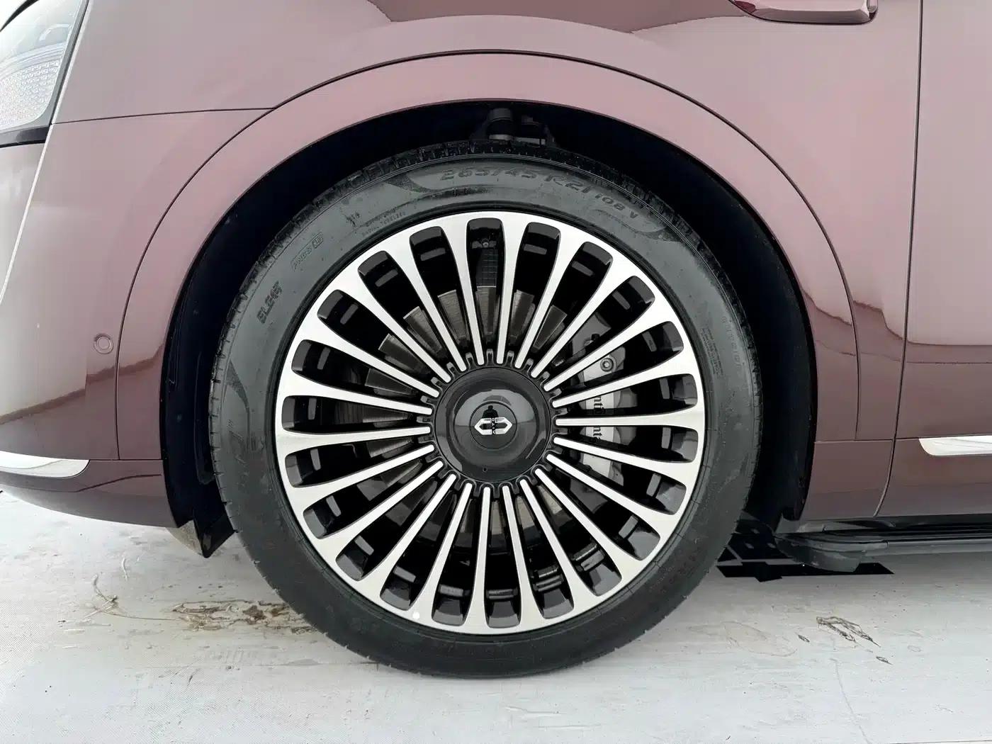 Wenjie M9 2025 Ultra Extended Range Edition (52kWh, 6-seater, 192-line LiDAR) — миниатюра 16