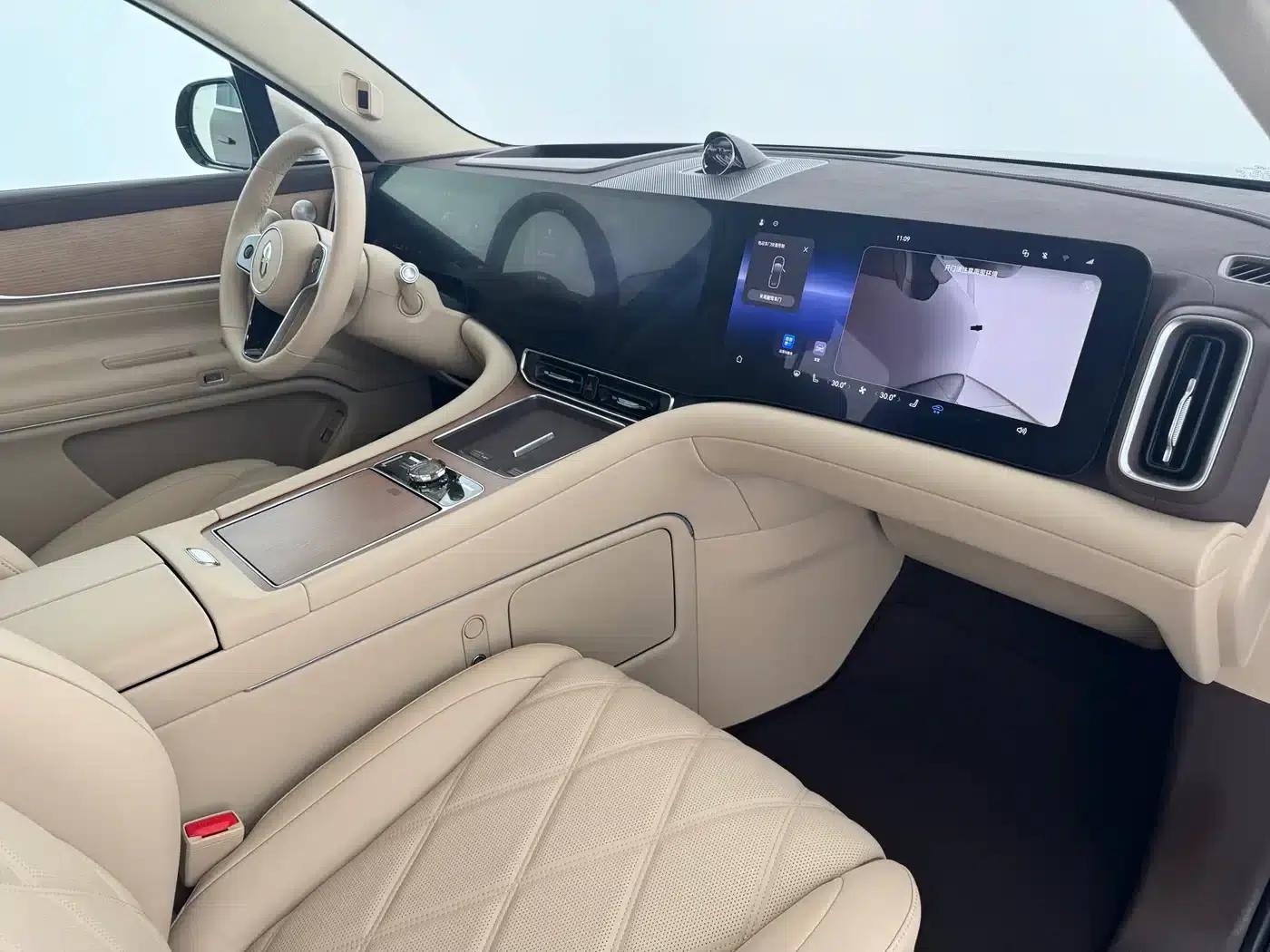 Wenjie M9 2025 Ultra Extended Range Edition (52kWh, 6-seater, 192-line LiDAR) — миниатюра 8