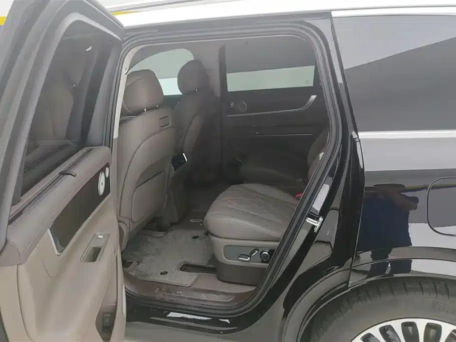 Wenjie M9 2024 Range Extended Max Edition 52kWh 6-Seater — миниатюра 11